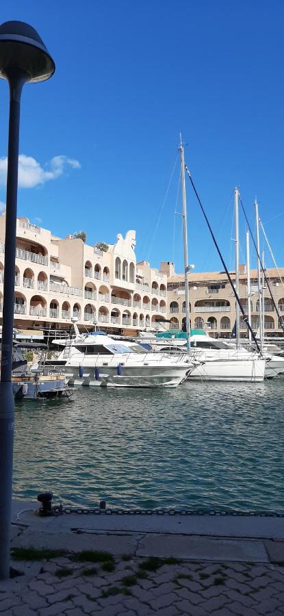 Les Iles D'Or Au Port De Hyeres Grand Studio Climatise Екстериор снимка