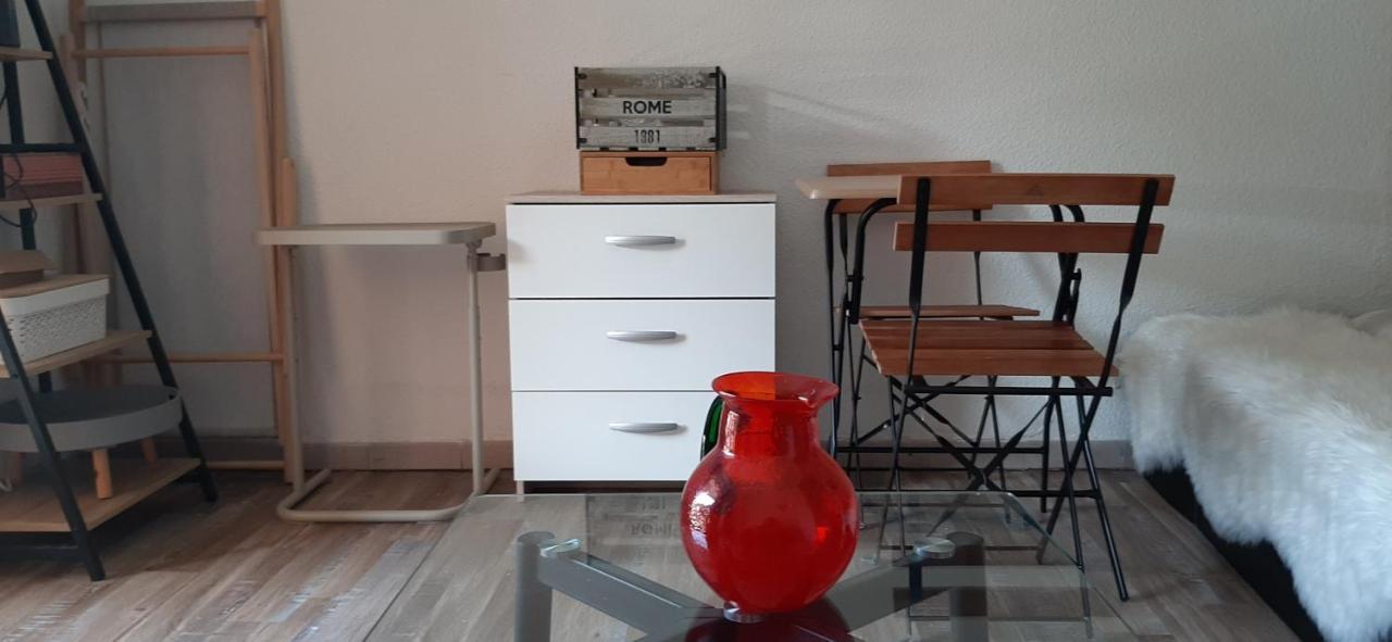 Les Iles D'Or Au Port De Hyeres Grand Studio Climatise Екстериор снимка