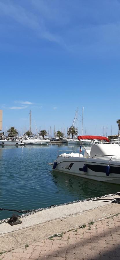 Les Iles D'Or Au Port De Hyeres Grand Studio Climatise Екстериор снимка